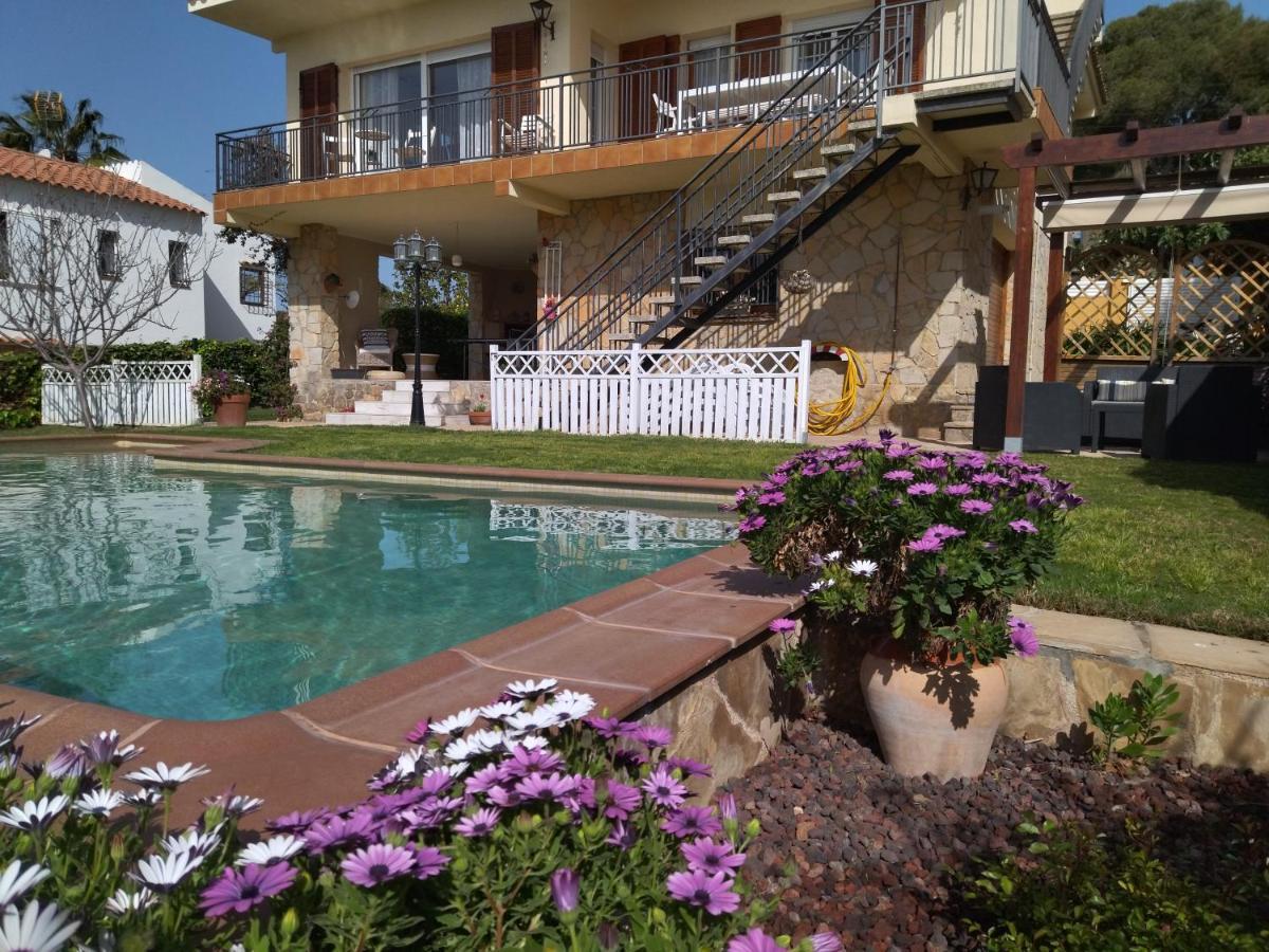Sunny Holiday Home كريكسل المظهر الخارجي الصورة